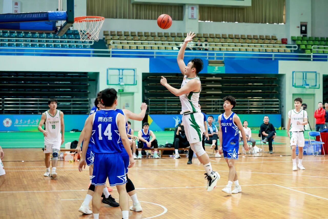 广东工业大学承办